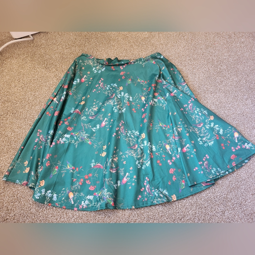 Dolly and Dotty Annie Vintage Knee-Length Plus size Bird Green Skirt